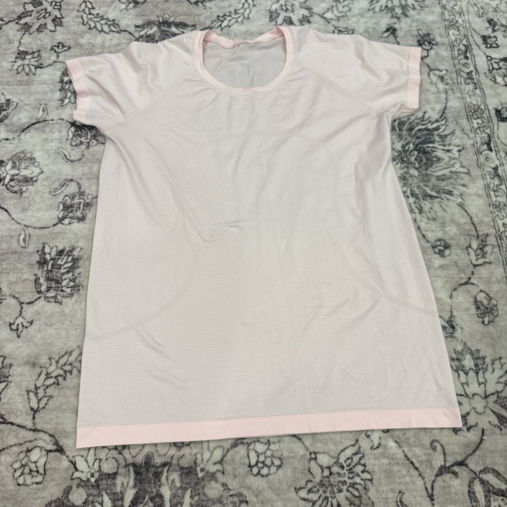 Light Pink swiftly T-Shirt
